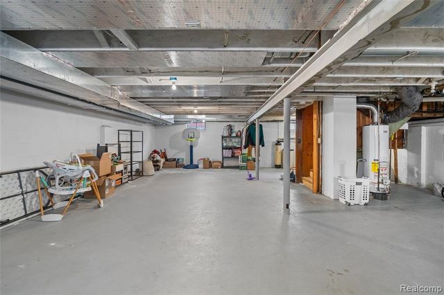 1397 Roat Court, Burton, MI 48509