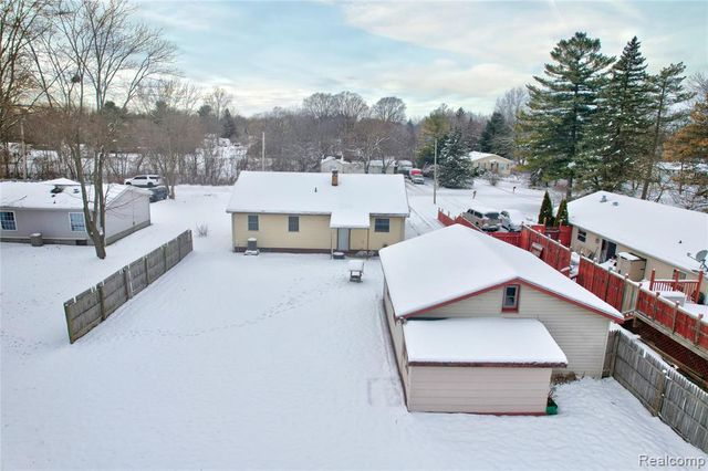 1397 Roat Court, Burton, MI 48509