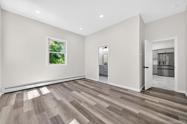 14 Elm Street, Bloomingburg, NY 12721