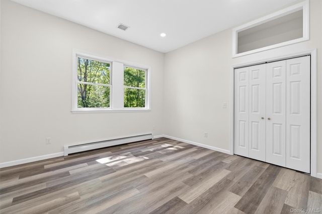 14 Elm Street, Bloomingburg, NY 12721