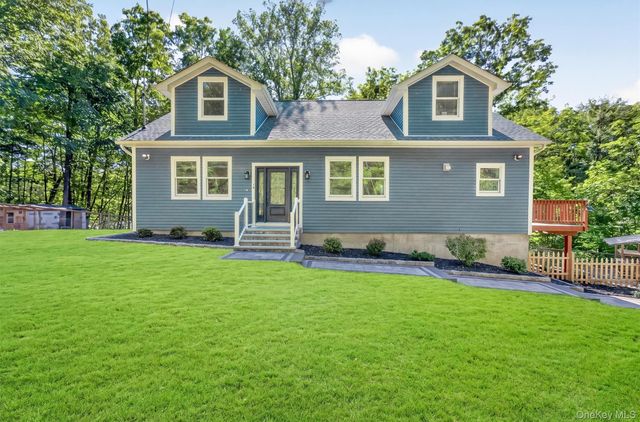 14 Elm Street, Bloomingburg, NY 12721