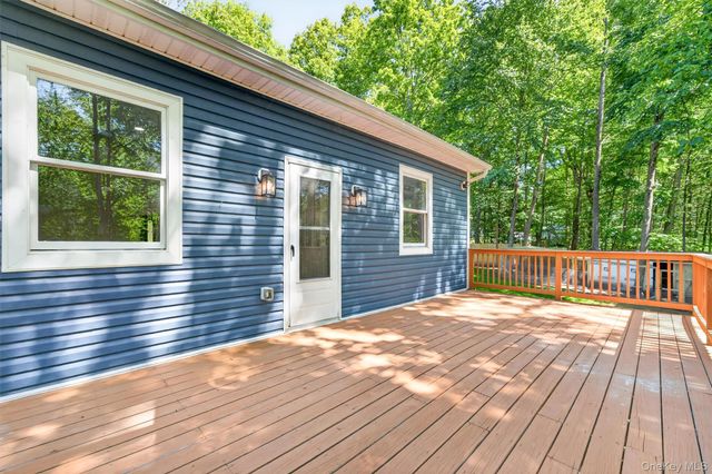 14 Elm Street, Bloomingburg, NY 12721