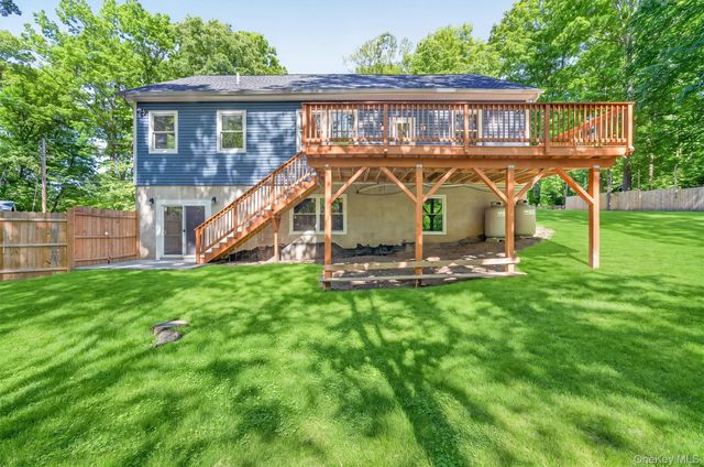 14 Elm Street, Bloomingburg, NY 12721