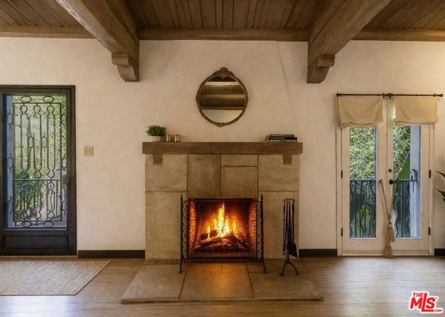 1407 N Beverly Drive, Beverly Hills, CA 90210