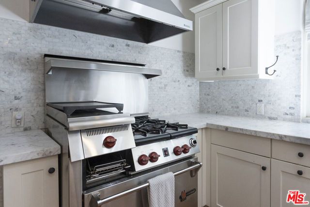 1407 N Beverly Drive, Beverly Hills, CA 90210