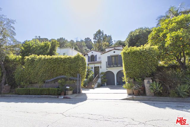 1407 N Beverly Drive, Beverly Hills, CA 90210