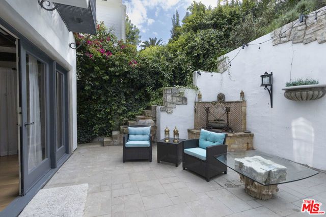 1407 N Beverly Drive, Beverly Hills, CA 90210