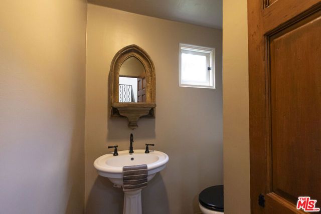 1407 N Beverly Drive, Beverly Hills, CA 90210