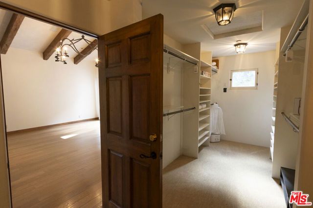 1407 N Beverly Drive, Beverly Hills, CA 90210