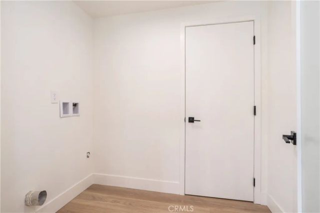 11722 Hayvenhurst, Granada Hills, CA 91344