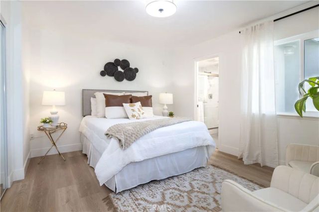 11722 Hayvenhurst, Granada Hills, CA 91344