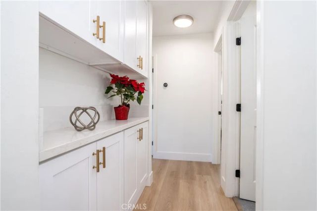 11722 Hayvenhurst, Granada Hills, CA 91344