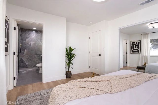 11722 Hayvenhurst, Granada Hills, CA 91344