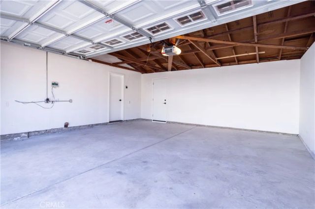 11722 Hayvenhurst, Granada Hills, CA 91344