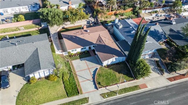 11722 Hayvenhurst, Granada Hills, CA 91344
