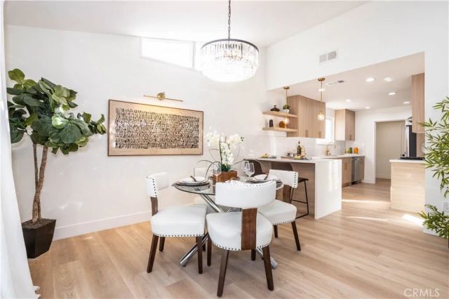 11722 Hayvenhurst, Granada Hills, CA 91344