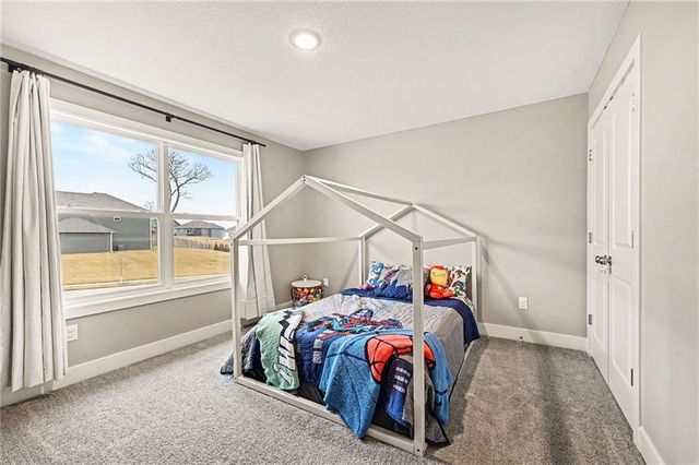 12203 N Virginia Avenue, Kansas City, MO 64165