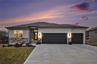 12203 N Virginia Avenue, Kansas City, MO 64165