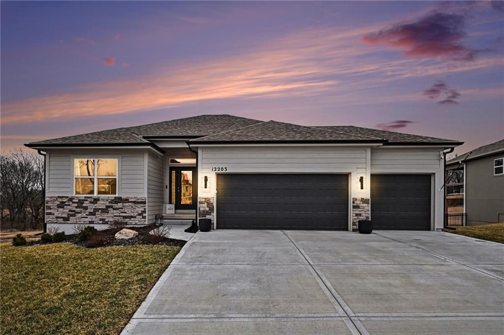 12203 N Virginia Avenue, Kansas City, MO 64165