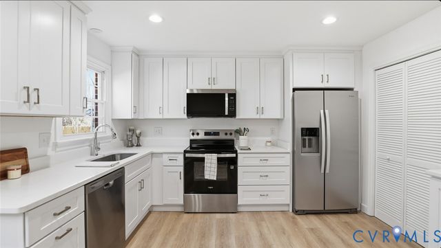 2197 Kingsbrook Dr, Henrico, VA 23238