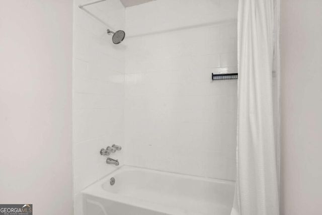 255 Paris Drive, Lawrenceville, GA 30043