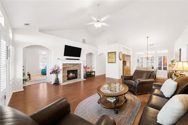 701 Redwood Pass, Canton, GA 30114