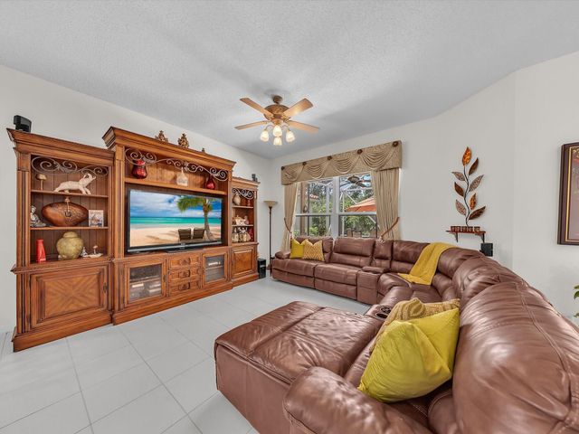 6029 NW 74th Street, Parkland, FL 33067