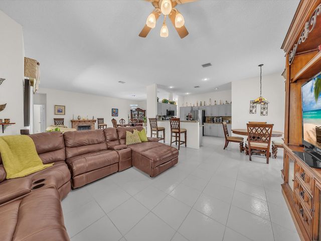 6029 NW 74th Street, Parkland, FL 33067