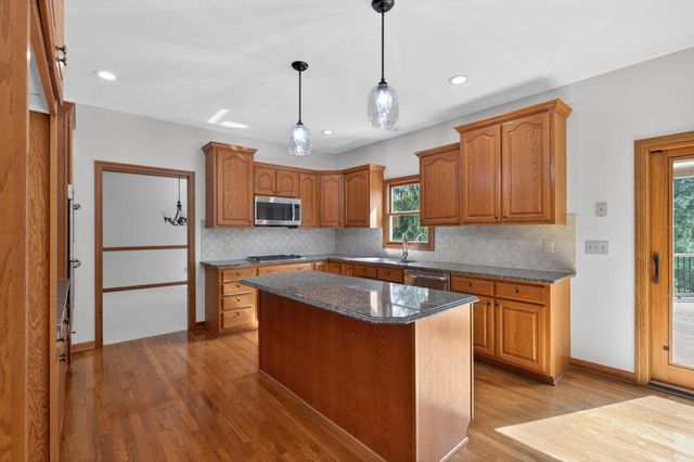 3872 Whispering Creek Lane, Delaware, OH 43015