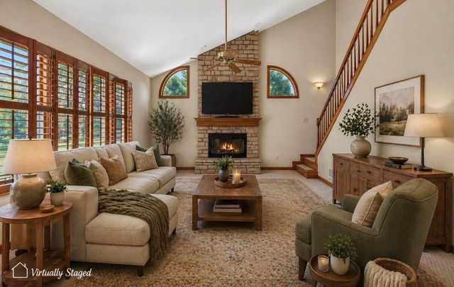 3872 Whispering Creek Lane, Delaware, OH 43015