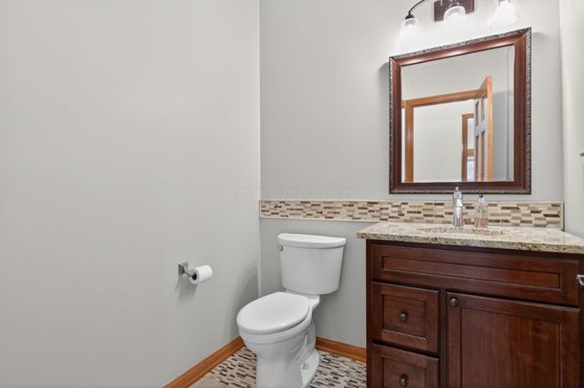 3872 Whispering Creek Lane, Delaware, OH 43015