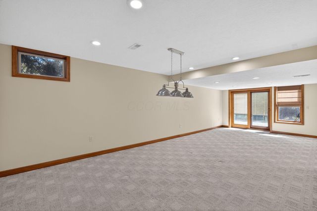 3872 Whispering Creek Lane, Delaware, OH 43015