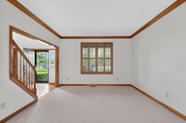 3872 Whispering Creek Lane, Delaware, OH 43015