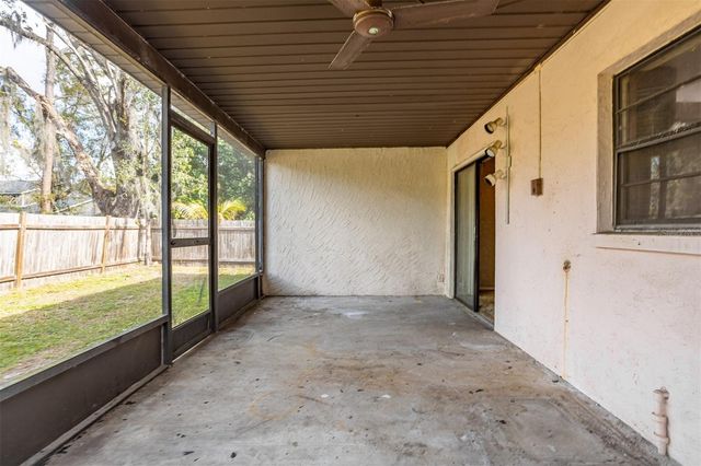 14841 OAK VINE DRIVE, Lutz, FL 33559