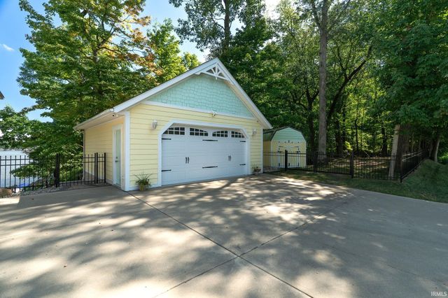 3743 N West Shafer Drive, Monticello, IN 47960