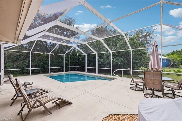 498 Echo CIR, Marco Island, FL 34145
