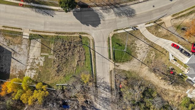 2143 E Ann Arbor, Dallas, TX 75216