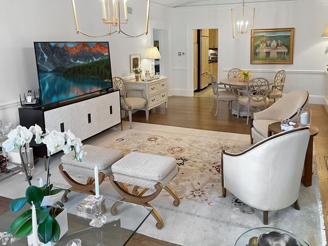 333 Commonwealth Ave 7, Boston, MA 02115