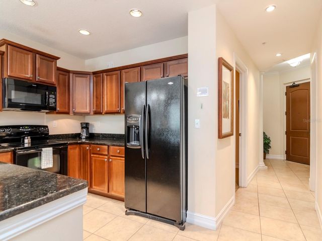 13941 CLUBHOUSE DRIVE 102, Tampa, FL 33618