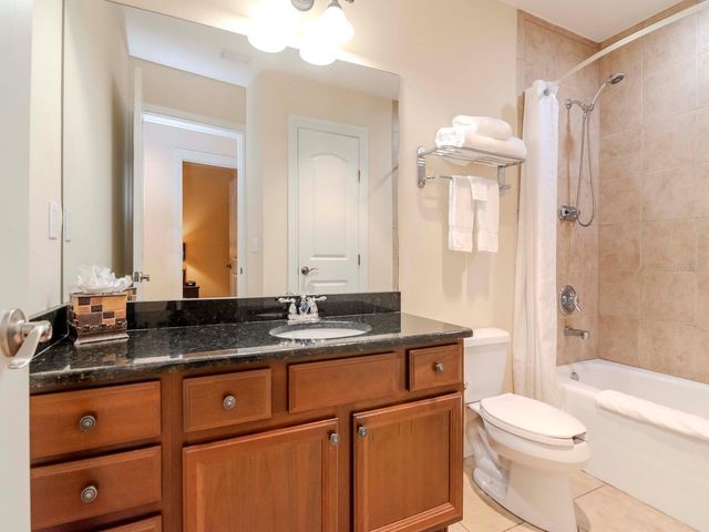 13941 CLUBHOUSE DRIVE 102, Tampa, FL 33618