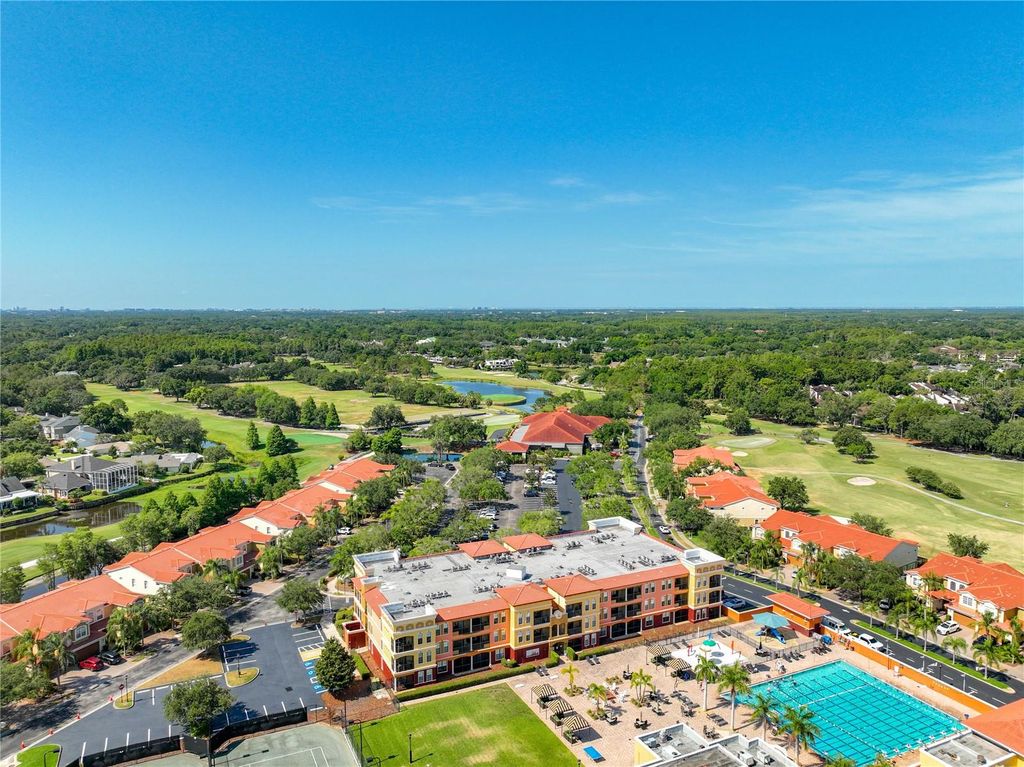 Image 48 of property listing at 13941 CLUBHOUSE DRIVE 102, Tampa, FL 33618