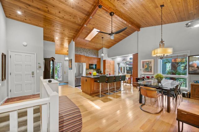 6884 Stonewood Court, Eden Prairie, MN 55346