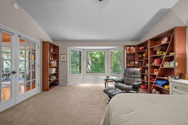 6884 Stonewood Court, Eden Prairie, MN 55346
