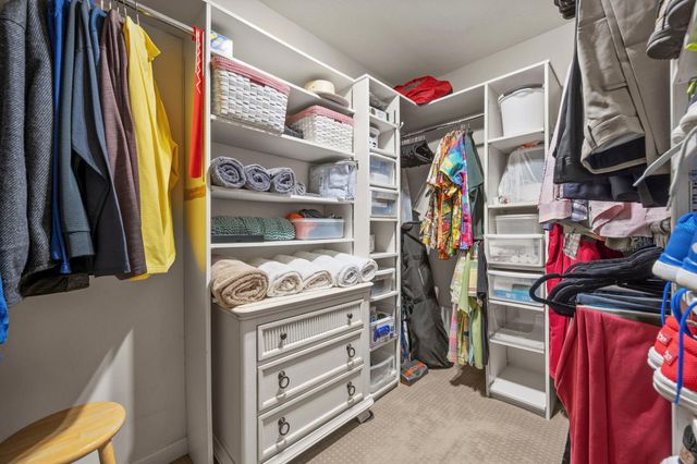 6884 Stonewood Court, Eden Prairie, MN 55346