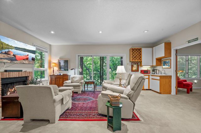 6884 Stonewood Court, Eden Prairie, MN 55346