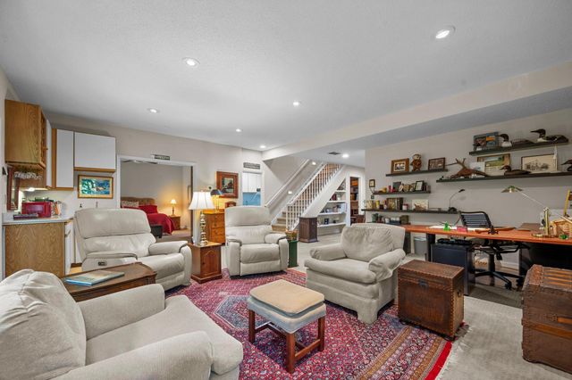 6884 Stonewood Court, Eden Prairie, MN 55346