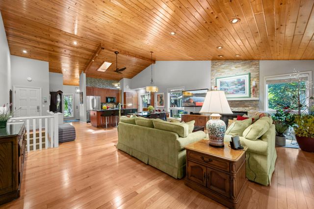 6884 Stonewood Court, Eden Prairie, MN 55346
