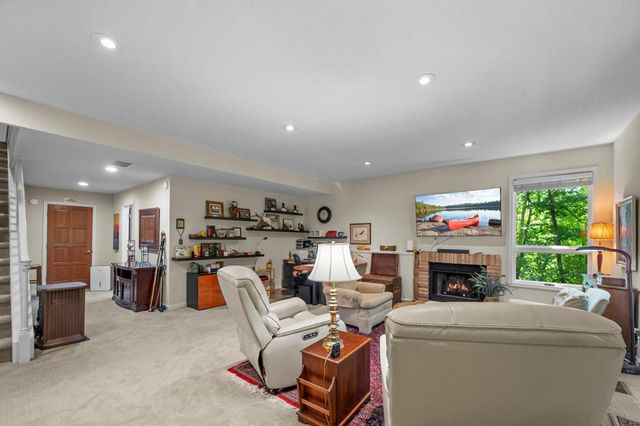 6884 Stonewood Court, Eden Prairie, MN 55346