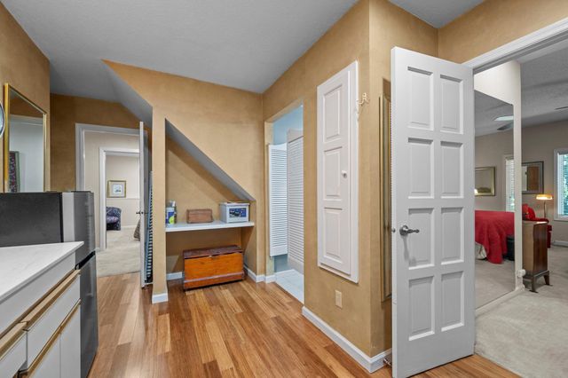 6884 Stonewood Court, Eden Prairie, MN 55346