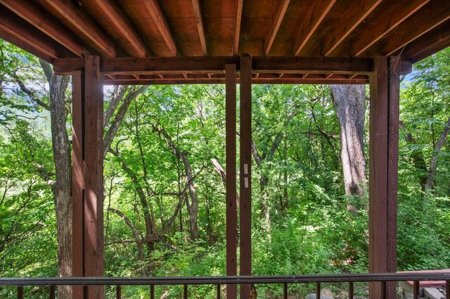 6884 Stonewood Court, Eden Prairie, MN 55346